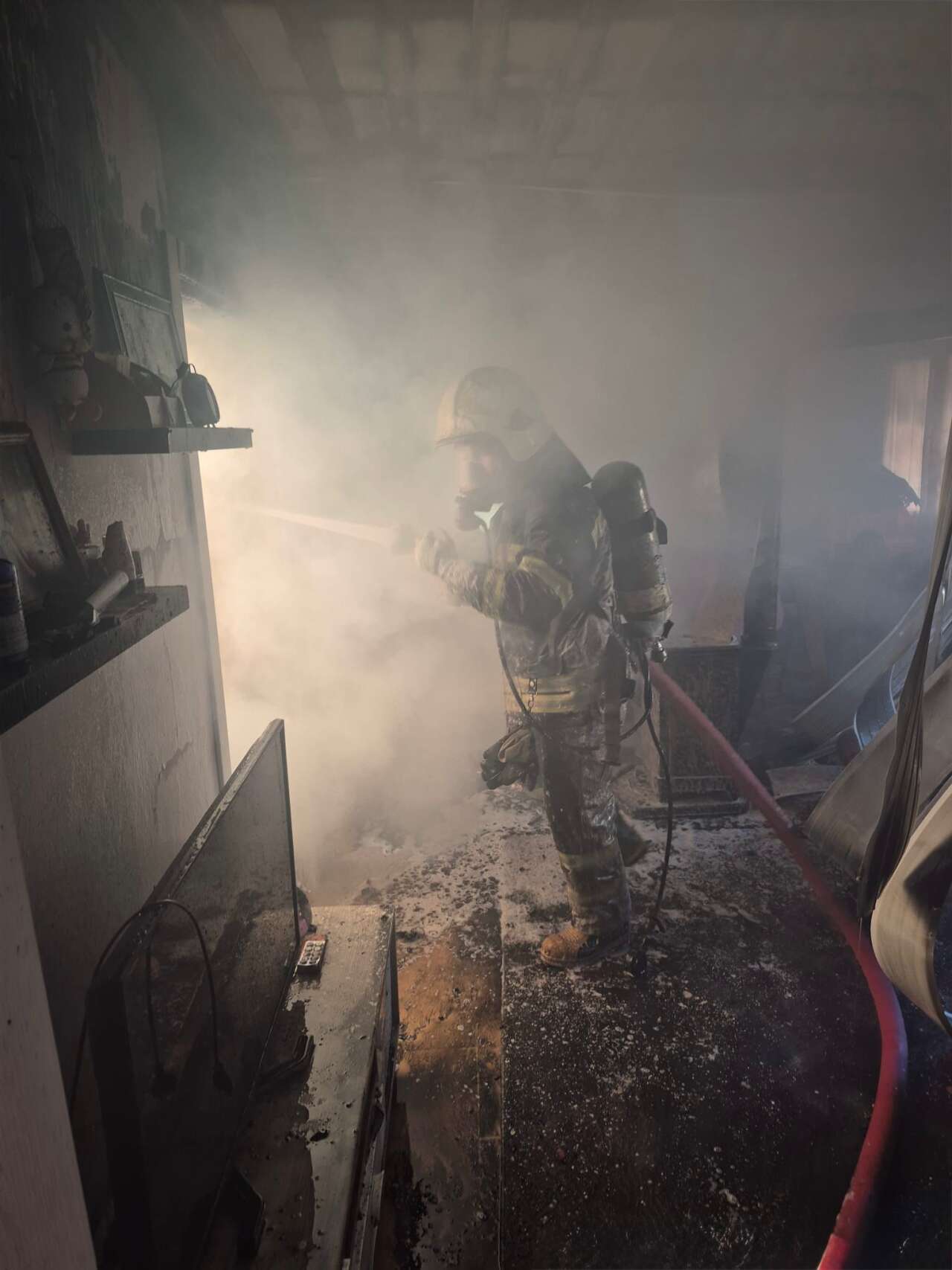 Fethiye’de Tek Katlı Evde Yangın Paniği 2